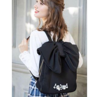 トッコ(tocco)の持ってるだけで可愛いビジュー付リボンリュック♡フェミニンからカジュアルコーデに♡(リュック/バックパック)