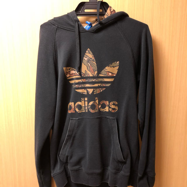 adidas(アディダス)のアディダス パーカー メンズのトップス(パーカー)の商品写真