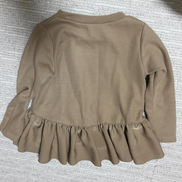 petit main(プティマイン)のプティマイン ペプラムトップス 100 キッズ/ベビー/マタニティのキッズ服女の子用(90cm~)(Tシャツ/カットソー)の商品写真