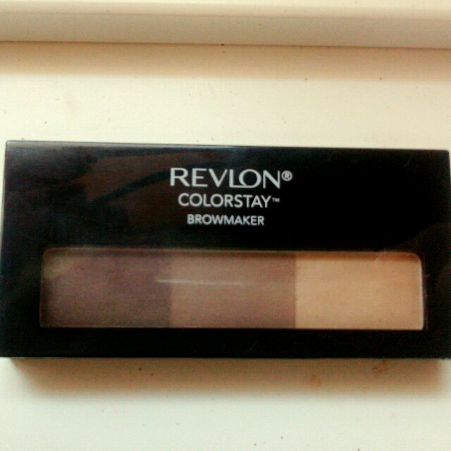 REVLON(レブロン)のレブロン　アイブロウパウダー コスメ/美容のベースメイク/化粧品(パウダーアイブロウ)の商品写真