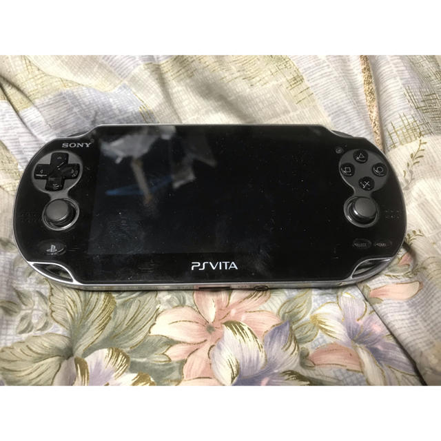 PlayStation Vita - ソニー・PSビータ！モデル・PCH-1100！ブラックの通販 by ヤスくん's shop｜プレイ