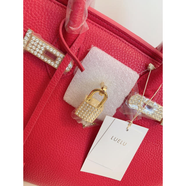 LUELU(ルエル)のLUELUレザーキャンディバッグ レディースのバッグ(ハンドバッグ)の商品写真