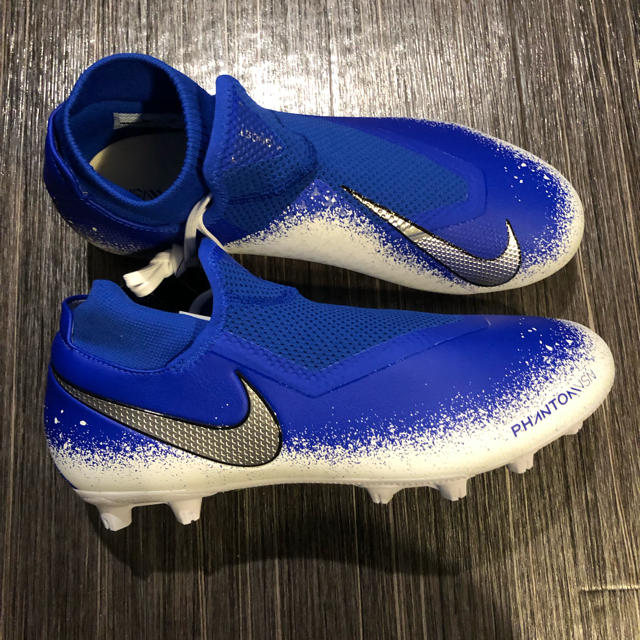 NIKE(ナイキ)のナイキ ファントム VSN PRO スポーツ/アウトドアのサッカー/フットサル(シューズ)の商品写真