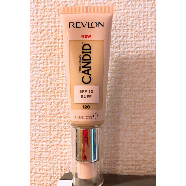 REVLON(レブロン)のレブロンフォトレディキャンディッドファンデーション コスメ/美容のベースメイク/化粧品(ファンデーション)の商品写真