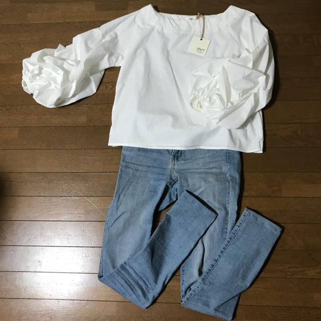 新品未使用 ふわふわトップス レディースのトップス(Tシャツ(半袖/袖なし))の商品写真