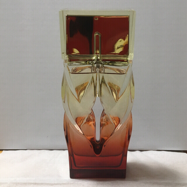 Christian Louboutin(クリスチャンルブタン)のクリスチャン ルブタン トレネードブロンド(パルファン)80ml  コスメ/美容の香水(香水(女性用))の商品写真