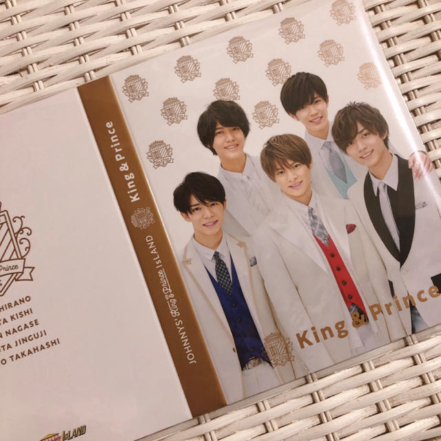 Johnny's(ジャニーズ)のJohnny's King&Prince ISLAND フォトアルバム エンタメ/ホビーのタレントグッズ(アイドルグッズ)の商品写真