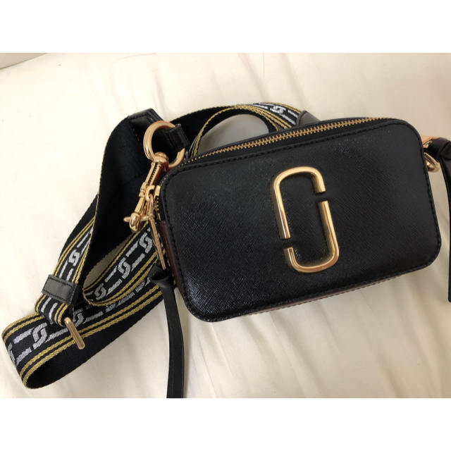 MARC JACOBS スナップショット