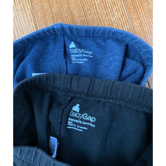 babyGAP(ベビーギャップ)のbaby GAP ズボン２本セット キッズ/ベビー/マタニティのベビー服(~85cm)(パンツ)の商品写真