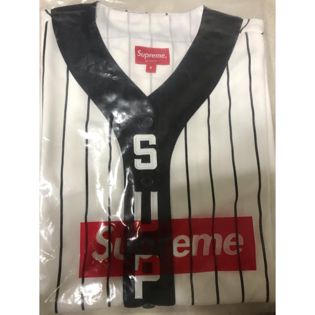 Supreme - supreme vertical logo baseball jersey 白Sの通販 by た ...