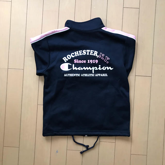 Champion(チャンピオン)のチャンピオンジャージ上下 キッズ/ベビー/マタニティのキッズ服女の子用(90cm~)(その他)の商品写真