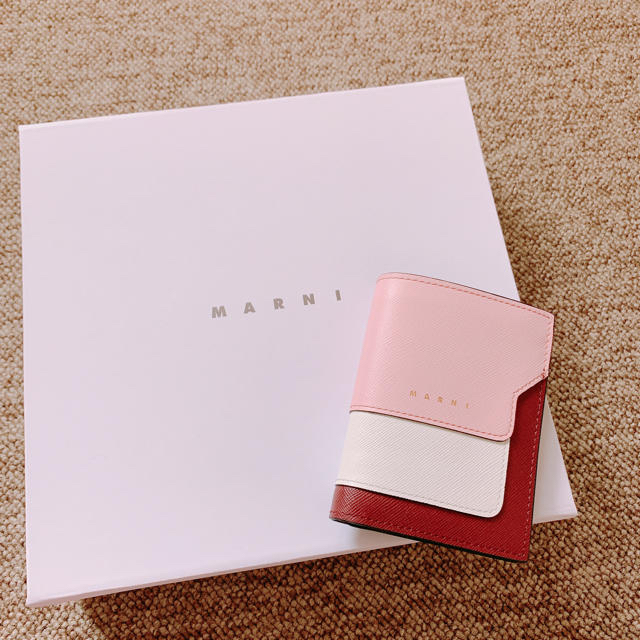 Marni(マルニ)の【MARNI】二つ折りウォレット レディースのファッション小物(財布)の商品写真