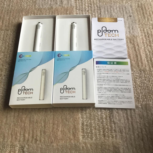 PloomTECH(プルームテック)の( 新品 ) Ploom TECH 純正デバイス( ホワイト ) ２セット メンズのファッション小物(タバコグッズ)の商品写真