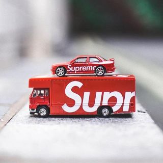 シュプリーム(Supreme)の専用ミニカー(ミニカー)