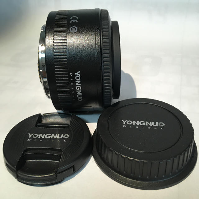 Canon(キヤノン)の単焦点 YONGNUO EF 35mm F2 EFマウント（Canon）用です スマホ/家電/カメラのカメラ(レンズ(単焦点))の商品写真
