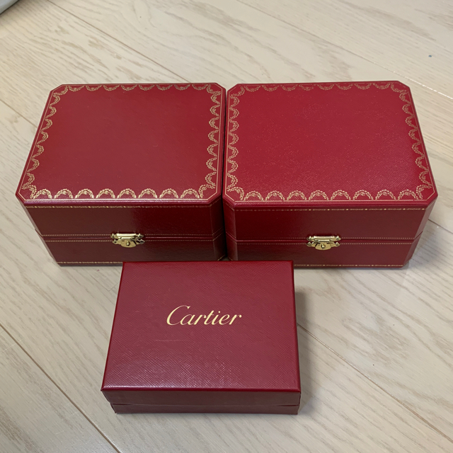 Cartier(カルティエ)のpinokio様ご専用 カルティエ 時計ケース二個 お手入れセット レディースのファッション小物(腕時計)の商品写真