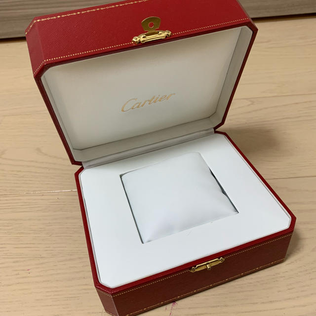 Cartier(カルティエ)のpinokio様ご専用 カルティエ 時計ケース二個 お手入れセット レディースのファッション小物(腕時計)の商品写真