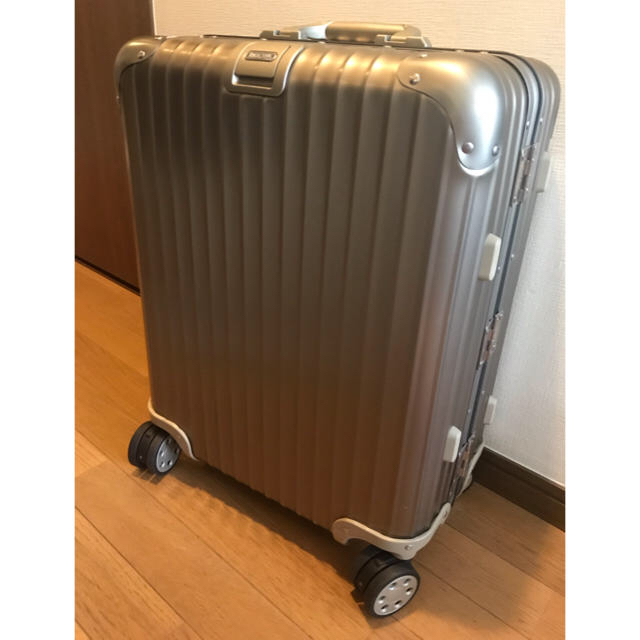 肌触りがいい - RIMOWA RIMOWA 56MW CABIN TITANIUM 旅行用品