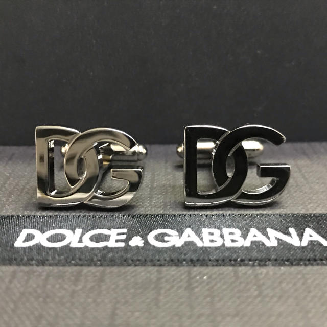 Dolce Gabbana ドルチェ ガッバーナ Dgロゴ カフス カフリンクスの通販 By Zest Shop ドルチェアンドガッバーナならラクマ