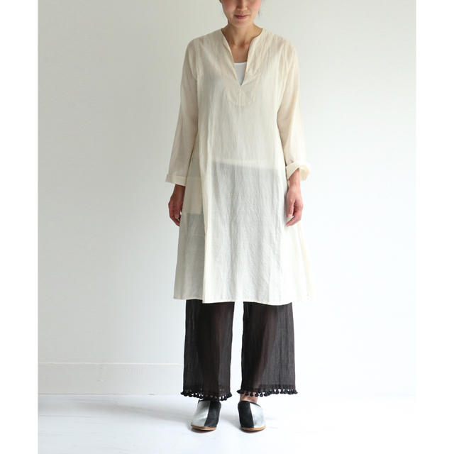 Veritecoeur(ヴェリテクール)のdosa ドーサ aleppo tunic w/hand stitching レディースのワンピース(ロングワンピース/マキシワンピース)の商品写真