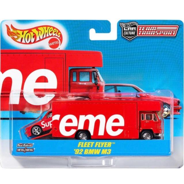 Supreme(シュプリーム)のsupreme week8 Hot Wheels™ Fleet Flyer™ + エンタメ/ホビーのおもちゃ/ぬいぐるみ(ミニカー)の商品写真