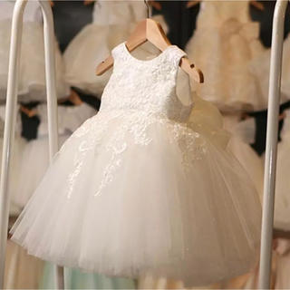 新品♡70cm♡真っ白な豪華可愛いプリンセスベビードレス♡(セレモニードレス/スーツ)