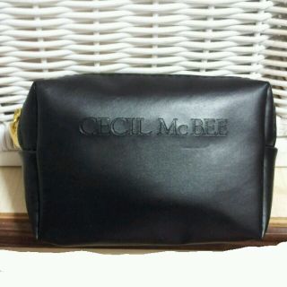 セシルマクビー(CECIL McBEE)の新品CECILハートチャーム付きポーチ(ポーチ)