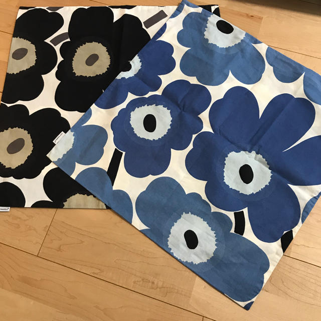 marimekko クッションカバー2色セット インテリア/住まい/日用品のインテリア小物(クッションカバー)の商品写真