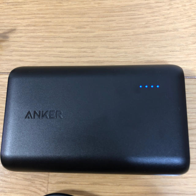 ANKER モバイルバッテリー 10000mAh 大容量 スマホ/家電/カメラのスマートフォン/携帯電話(バッテリー/充電器)の商品写真