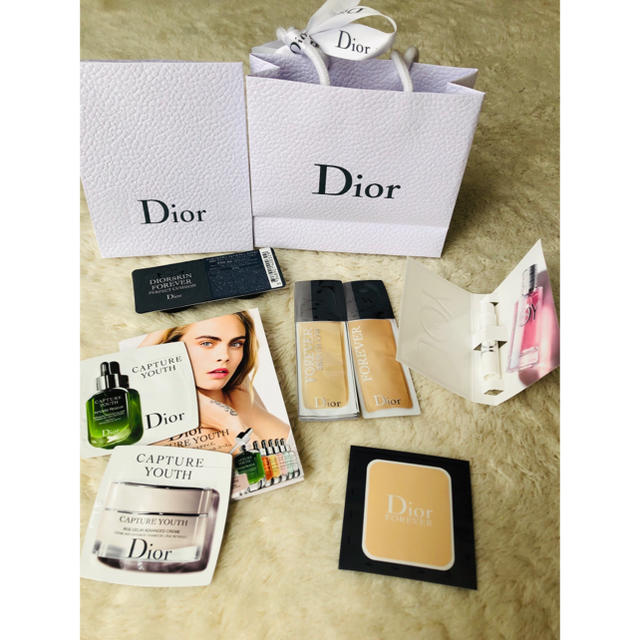 Dior(ディオール)のDior サンプル コスメ/美容のキット/セット(サンプル/トライアルキット)の商品写真