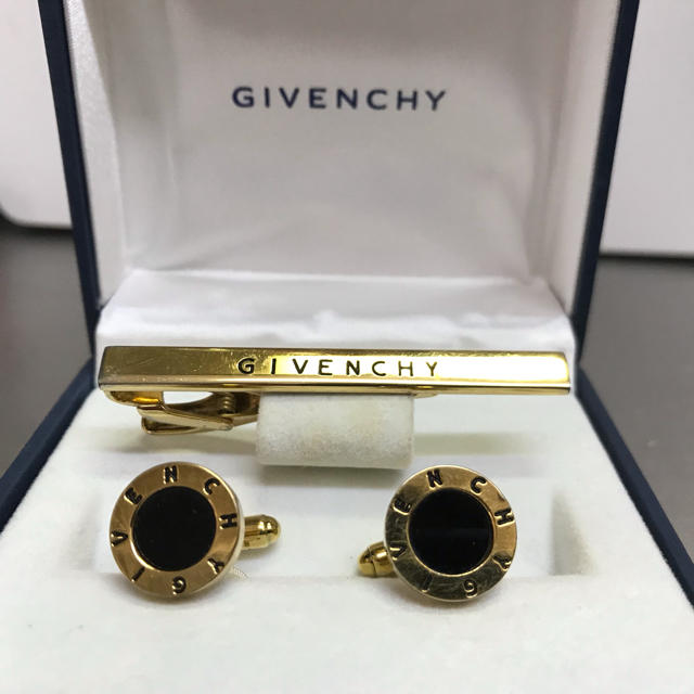 GIVENCHY(ジバンシィ)のジバンシー オニキス オーバル カフス カフリンクス ネクタイピン タイピン メンズのファッション小物(ネクタイピン)の商品写真