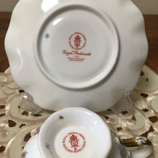 Royal Doulton   ロイヤルクラウンダービー カップ＆ソーサー 2客の