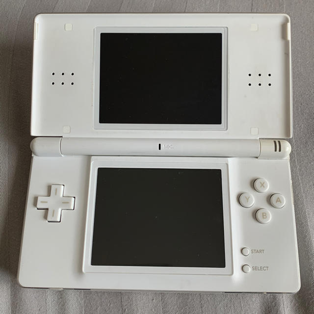 ニンテンドーDS(ニンテンドーDS)のNintendo DS Lite エンタメ/ホビーのゲームソフト/ゲーム機本体(携帯用ゲーム機本体)の商品写真