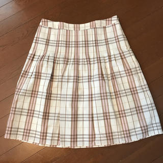 バーバリー(BURBERRY)の美品バーバリー ロンドン 定番チェック柄スカート サイズ46(ひざ丈スカート)