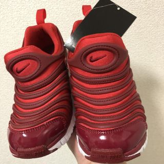 ナイキ(NIKE)のNIKEナイキ ダイナモフリー 22センチRED(スニーカー)