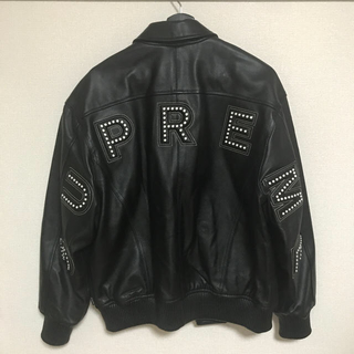 シュプリーム(Supreme)のsupreme Studded Arc Logo Leather Jacket(レザージャケット)