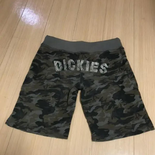 Dickies(ディッキーズ)のディッキーズ  迷彩柄短パン レディースのパンツ(ショートパンツ)の商品写真