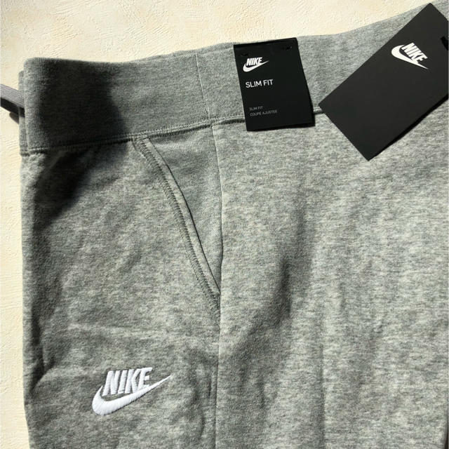 NIKE(ナイキ)のナイキ スウェット グレー ニューモデル 海外品 レディースのパンツ(その他)の商品写真