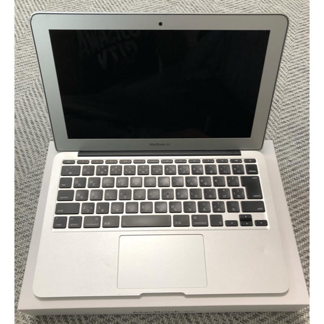 MacBook Air 11.6インチ メモリ4GB SSD 256GB