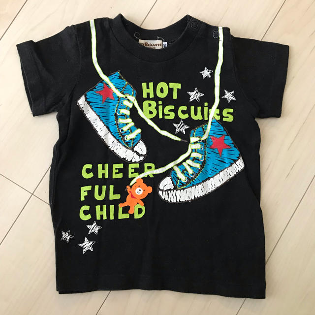 HOT BISCUITS(ホットビスケッツ)のホットビスケッツ スニーカーTシャツ 80 キッズ/ベビー/マタニティのベビー服(~85cm)(Ｔシャツ)の商品写真