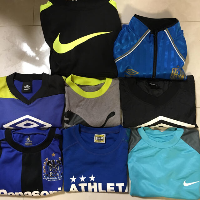 NIKE(ナイキ)のサイズ130 サッカーウェア 8枚セット スポーツ/アウトドアのサッカー/フットサル(ウェア)の商品写真