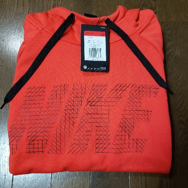 NIKE(ナイキ)のNIKE パーカー size/L 【新品未使用タグ付き】 メンズのトップス(パーカー)の商品写真