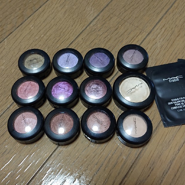 MAC(マック)のMAC アイシャドウ☆まとめ売り☆ コスメ/美容のベースメイク/化粧品(アイシャドウ)の商品写真