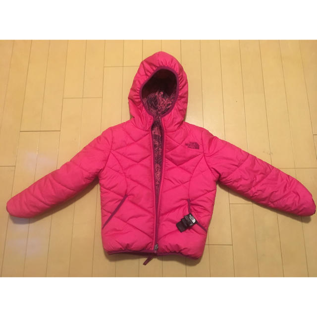 THE NORTH FACE(ザノースフェイス)のKsai様専用 TheNorthFace リバーシブルJKT  キッズ/ベビー/マタニティのキッズ服女の子用(90cm~)(ジャケット/上着)の商品写真