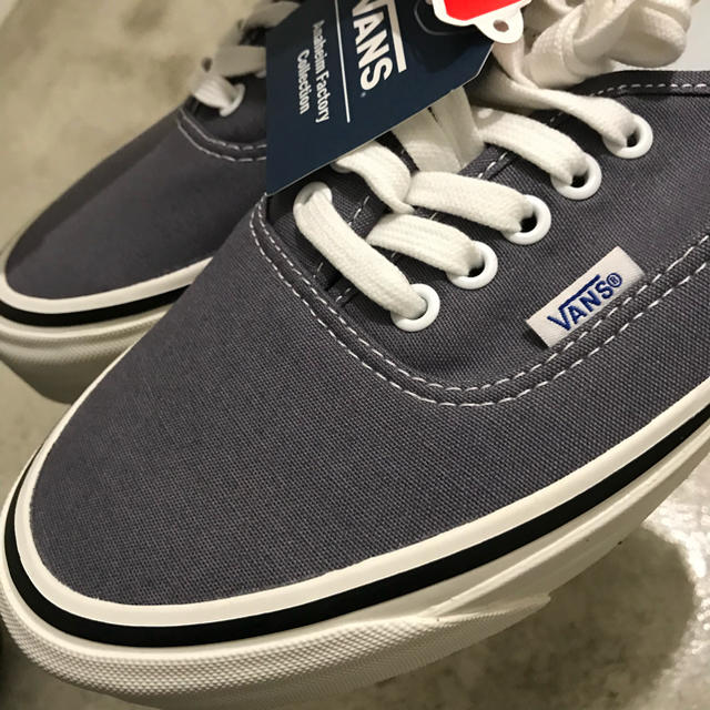 VANS(ヴァンズ)の最後の出品 新品 authentic 44 DX anaheim アナハイム メンズの靴/シューズ(スニーカー)の商品写真