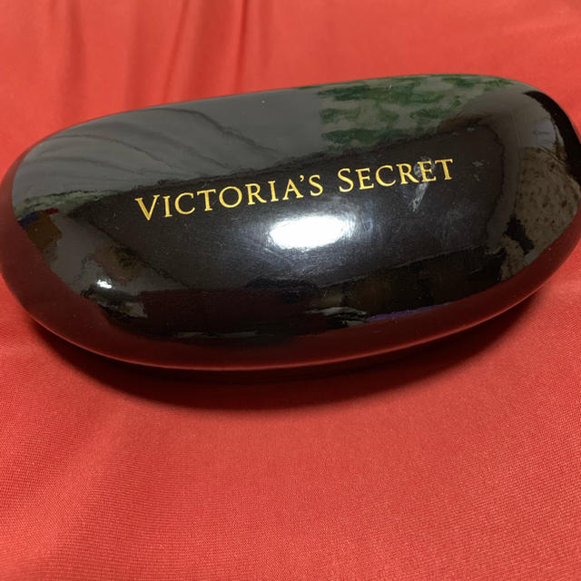 Victoria's Secret(ヴィクトリアズシークレット)のサングラス レディースのファッション小物(サングラス/メガネ)の商品写真