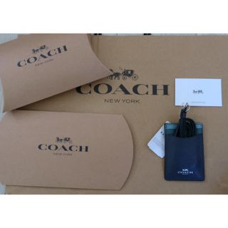 コーチ(COACH)のCOACH パスケース  定期入れ IDケース ストラップ付きパスケース(パスケース/IDカードホルダー)