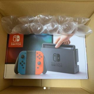 【新品未開封】任天堂 スイッチ 本体 　Nintendo Switch (家庭用ゲーム機本体)