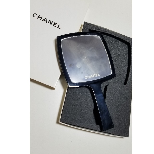 CHANEL(シャネル)のCHANEL 手鏡 ミラー  レディースのファッション小物(ミラー)の商品写真