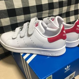 アディダス(adidas)の【新品】adidas スタンスミス ベルクロ（ピンク:24cm）(スニーカー)